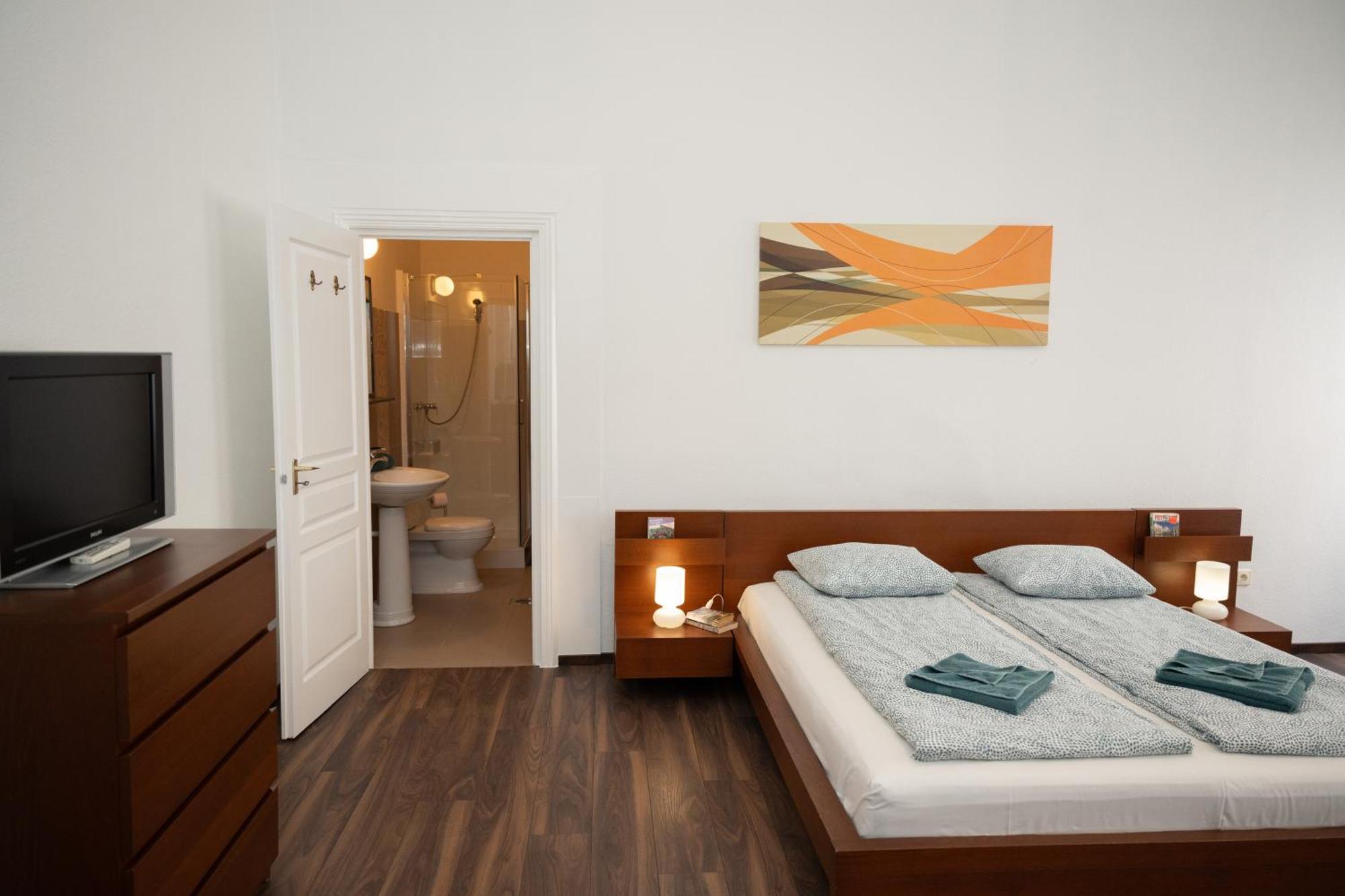 Daphne Deluxe Apartment Budapest Luaran gambar