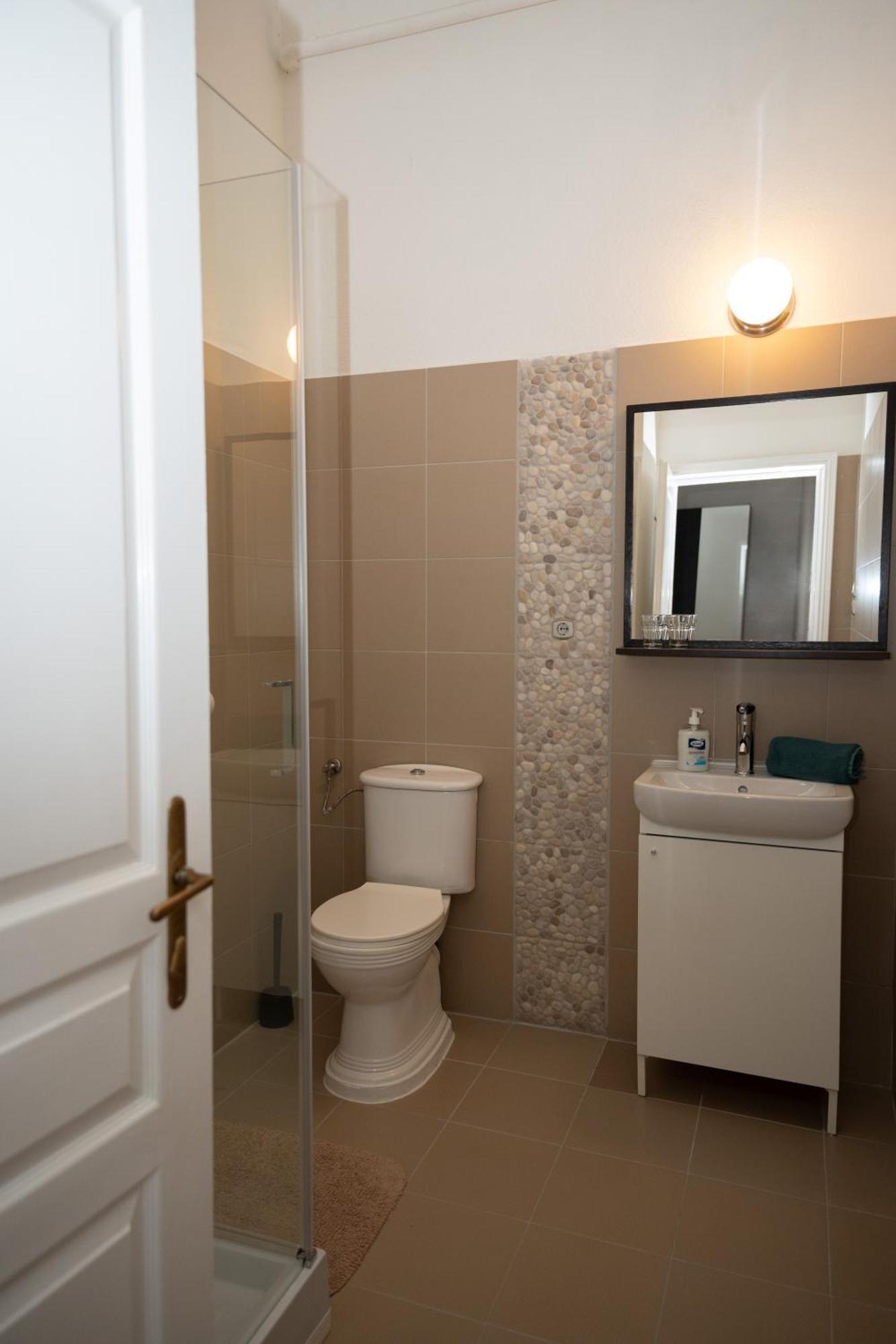 Daphne Deluxe Apartment Budapest Luaran gambar