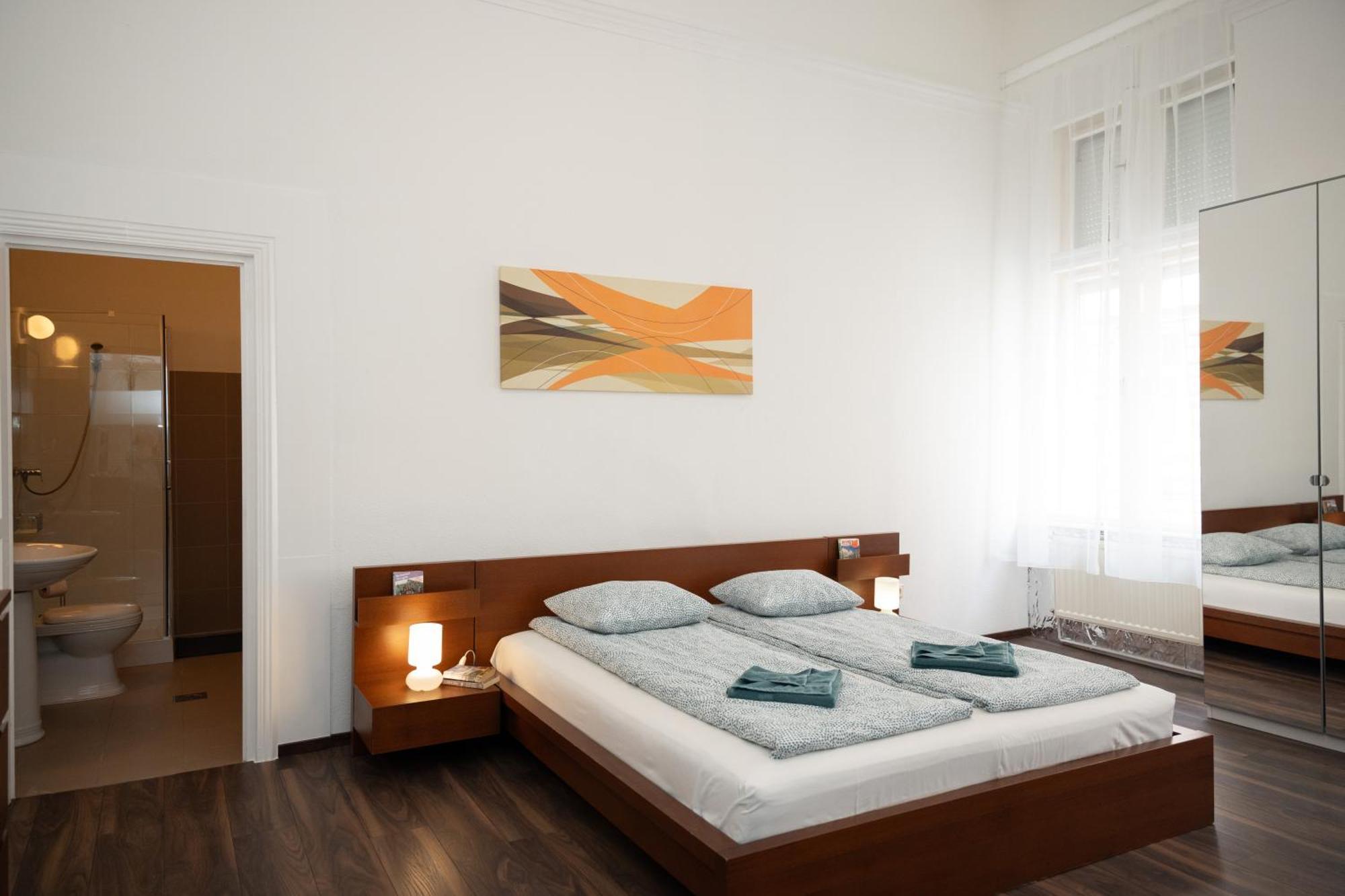 Daphne Deluxe Apartment Budapest Luaran gambar
